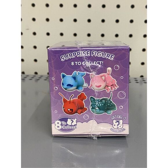 Aphmau Mystery MeeMeows Surprise Figures - Picture 2 of 4